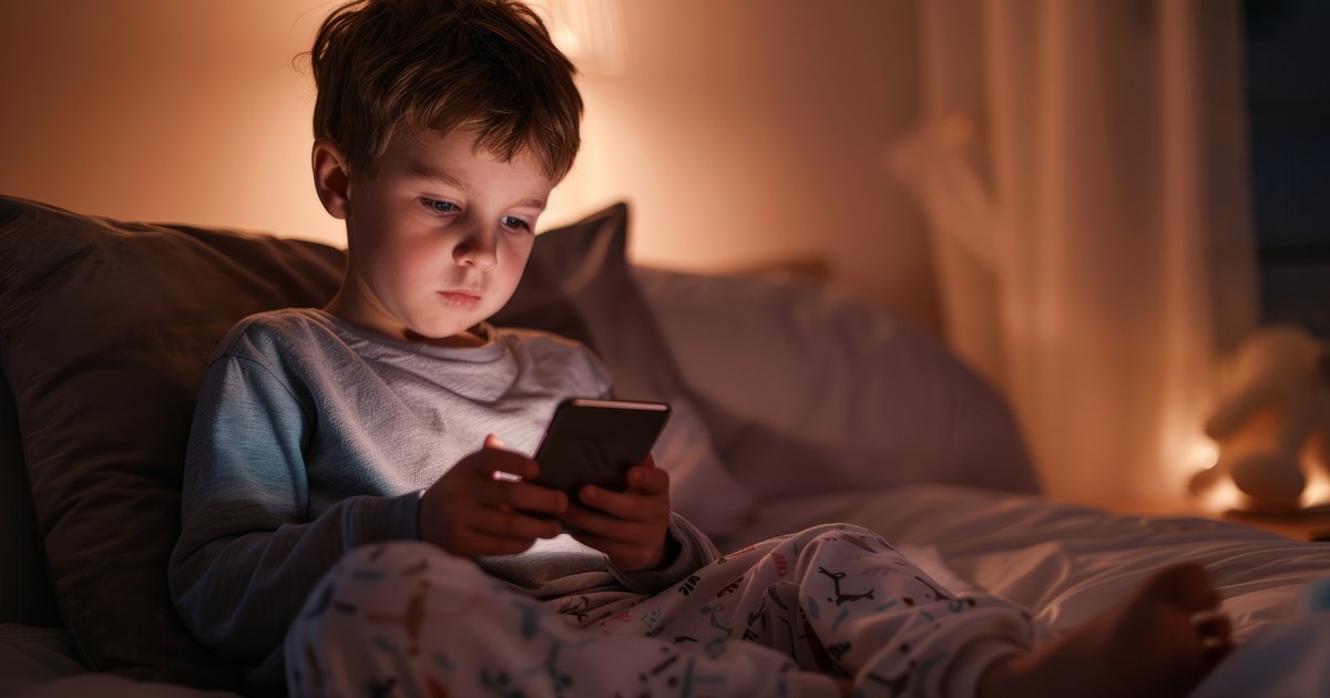 Impactul primului smartphone asupra sănătății mintale: legătura dintre vârstă și sănătatea tinerilor
