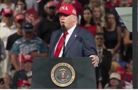 Donald Trump acuză Fed de politizare: Ratele dobânzilor sunt ridicate pentru a-l afecta politic