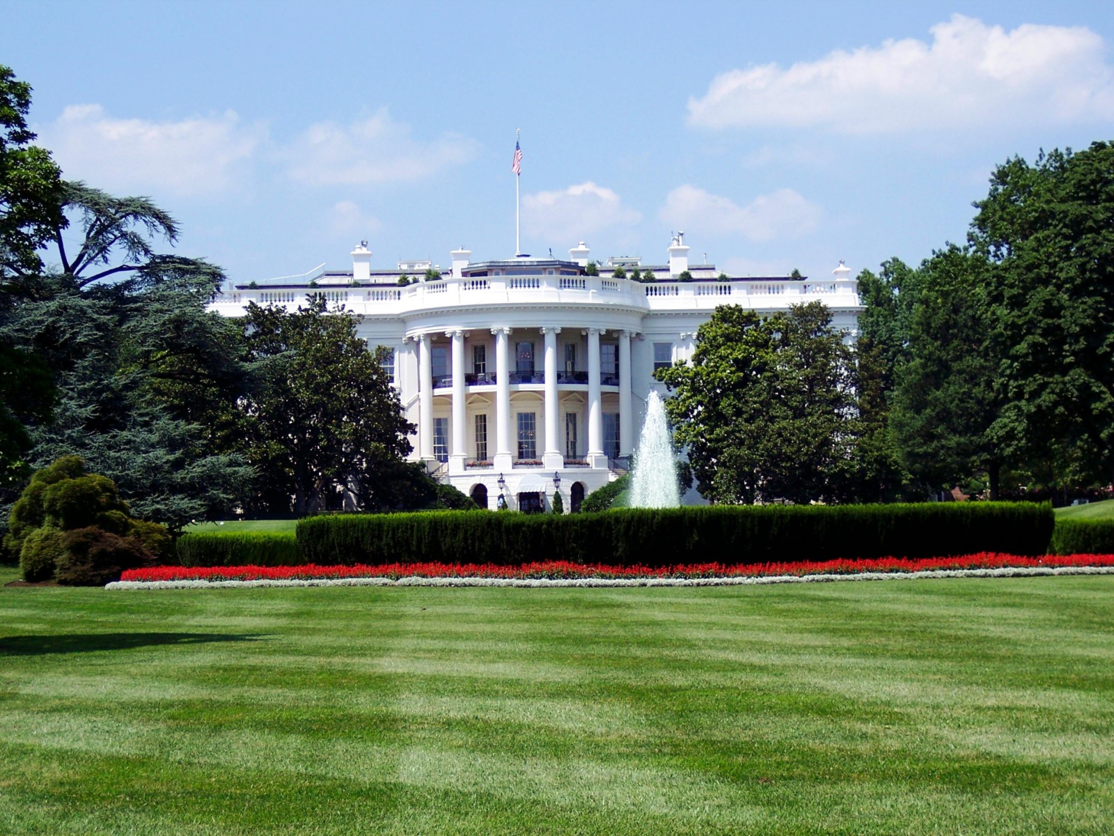 Un judecător federal garantează accesul jurnaliștilor de la CNN, MSNBC și Politico la Casa Albă