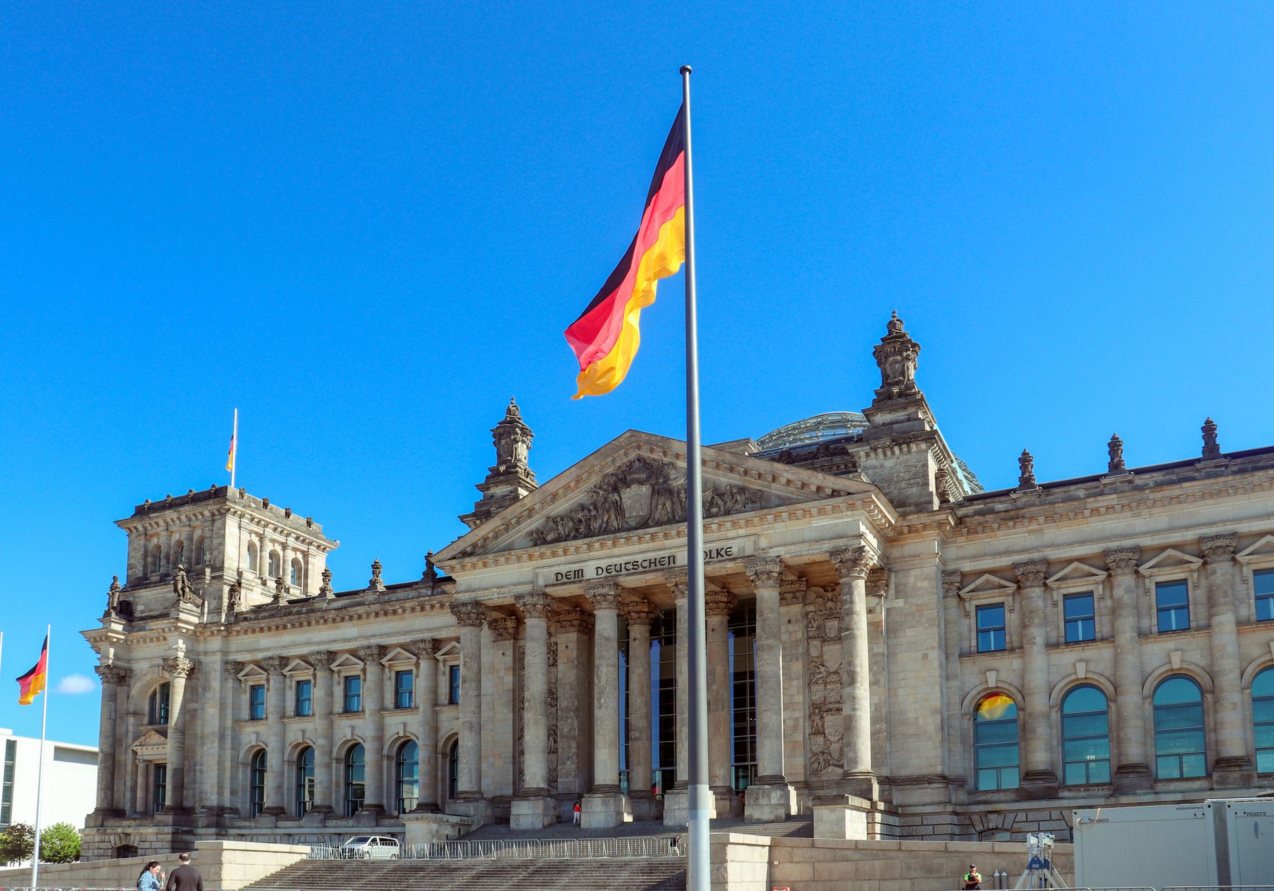 Partide opuse din Germania își unesc forțele pentru a cere oprirea ajutorului militar trimis Ucrainei