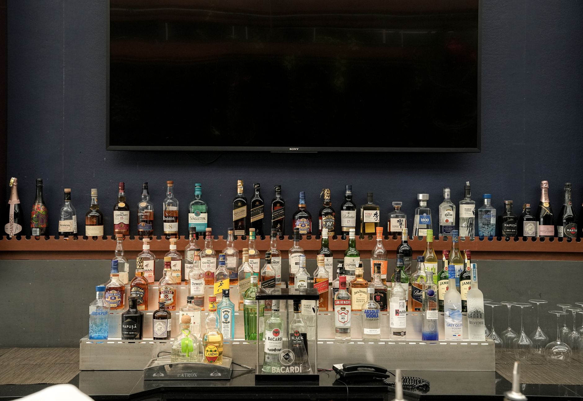 Un hoț neobișnuit a spart un restaurant din Veneția și a furat doar ingrediente pentru cocktailuri