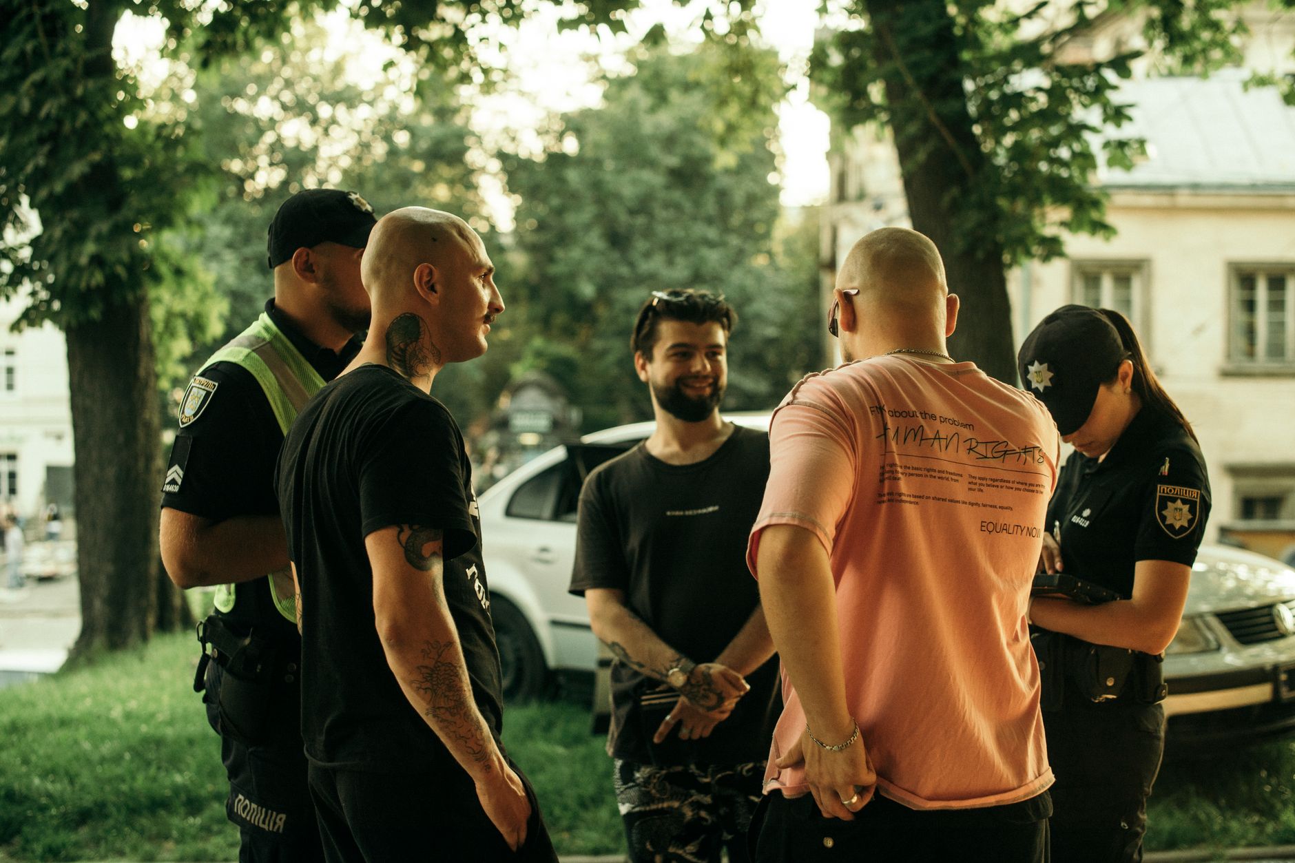 Sindicatele din învățământ cer eliminarea verificării dosarelor pentru bursele sociale de către profesori