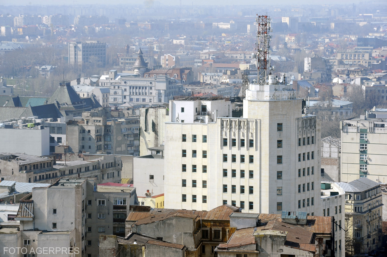 Palatul Telefoanelor de pe Calea Victoriei este pus la vânzare de către Orange