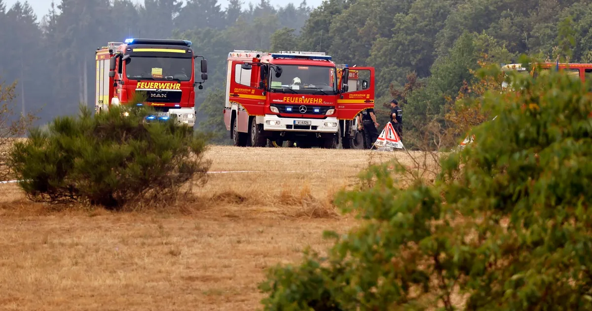 35 de elevi au scăpat nevătămați dintr-un autobuz Mercedes-Benz incendiat în Germania