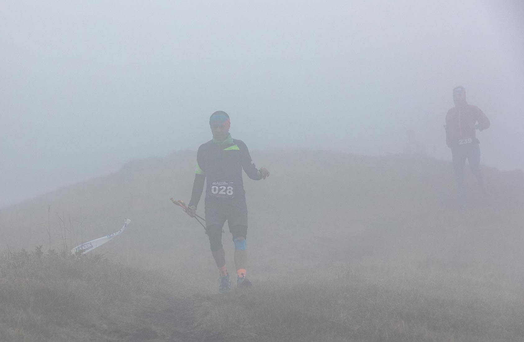 Condiții meteo dificile pentru Azuga Trail Race 2026: zăpadă și vânt puternic pe traseu