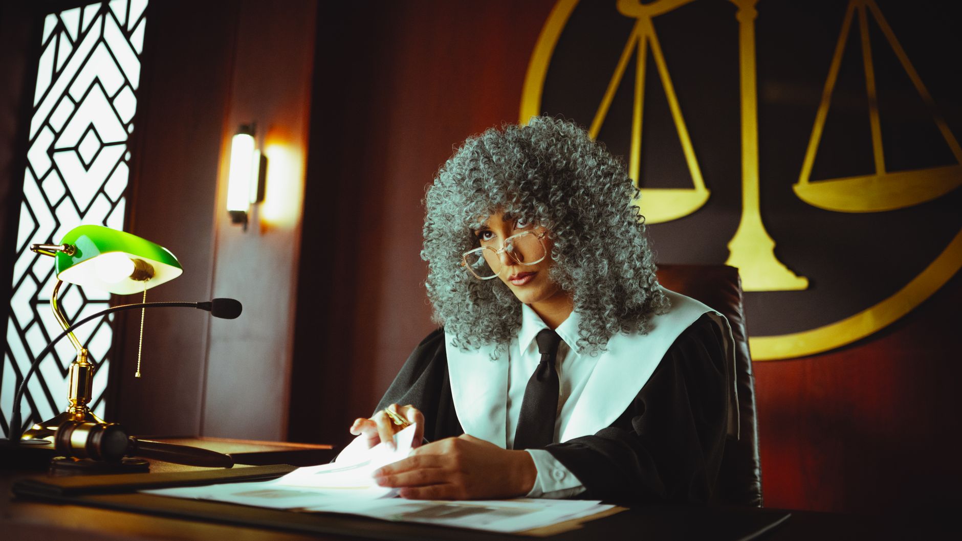 Influencer din București condamnat definitiv pentru că a instigat la violență împotriva femeilor pe YouTube