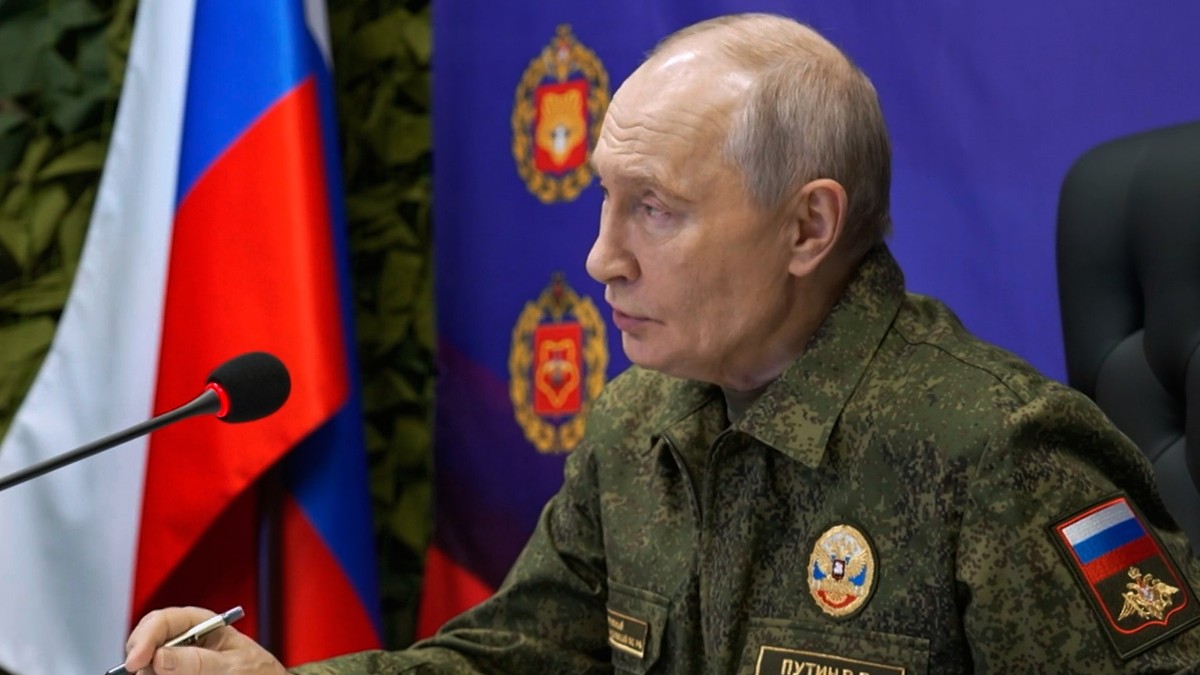 Vladimir Putin anunță crearea unei zone tampon în Ucraina și susține că armata sa a cucerit teritorii mult mai mari