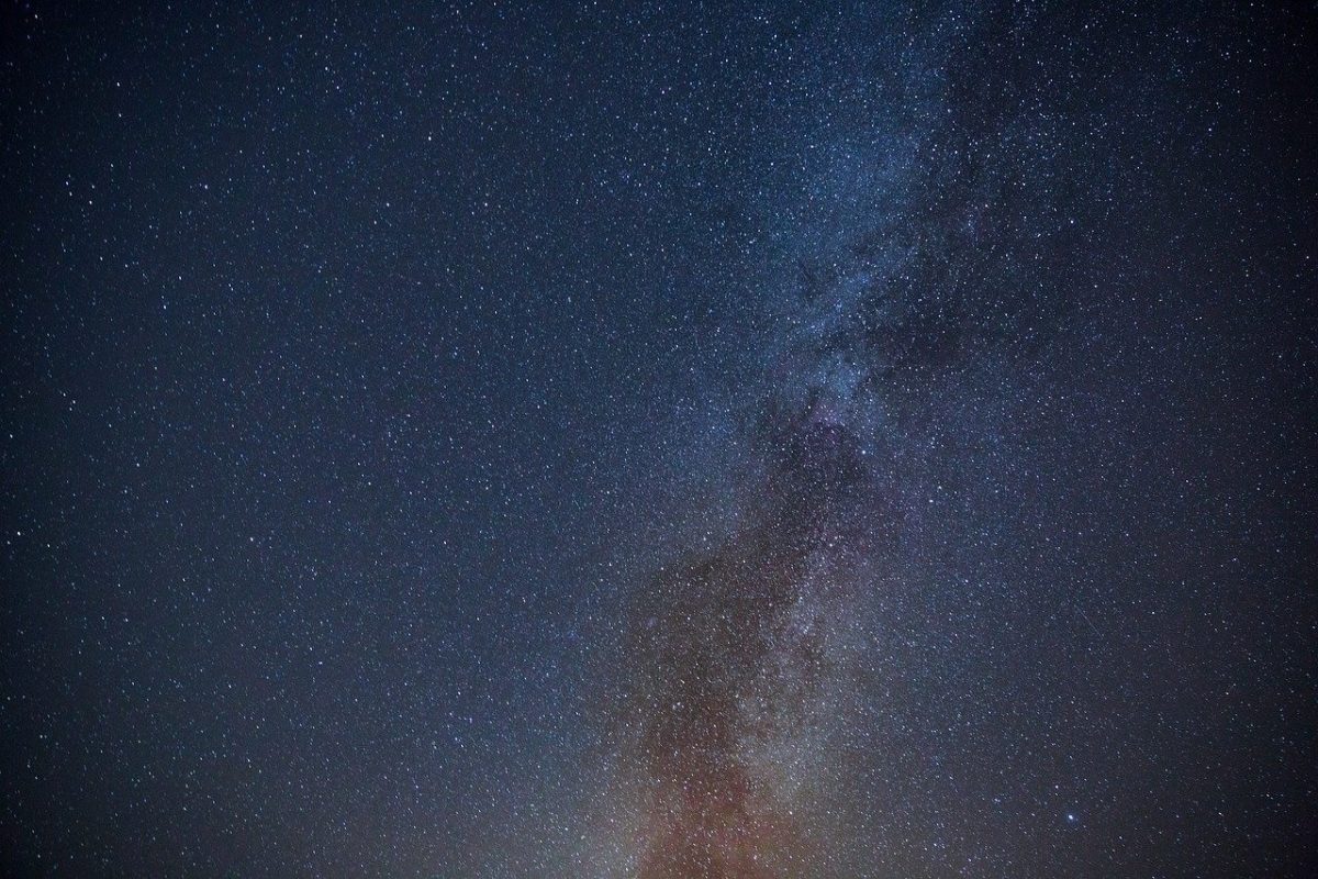 Astronomii au identificat o stea de culoare verde, o descoperire rară în studiul piticelor albe