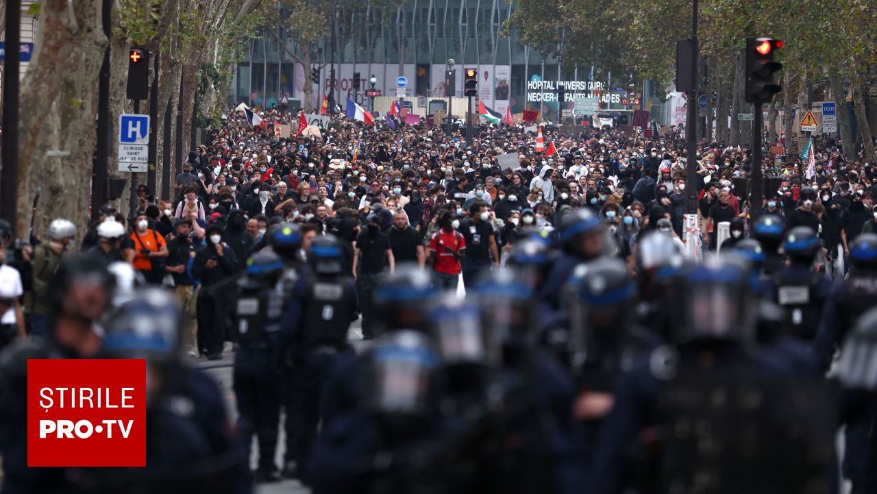 Proteste masive în Franța: Zeci de mii de oameni sunt în stradă, mișcarea Vestelor Galbene revine în prim-plan