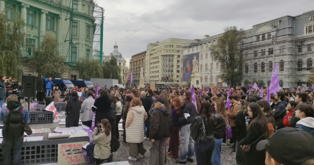 Manifestații de solidaritate pentru victimele violenței domestice în București și în nouă orașe din țară