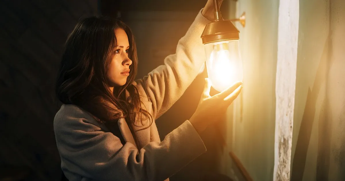 Consumul de energie electrică al populației a scăzut cu 11,3% în primele opt luni ale anului