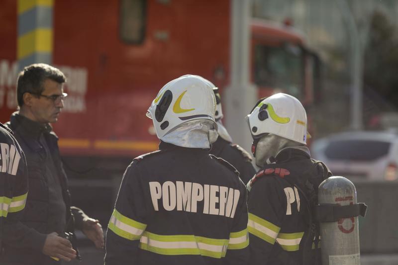 Explozie și incendiu la CET Iași: un transformator electric a luat foc într-o hală industrială