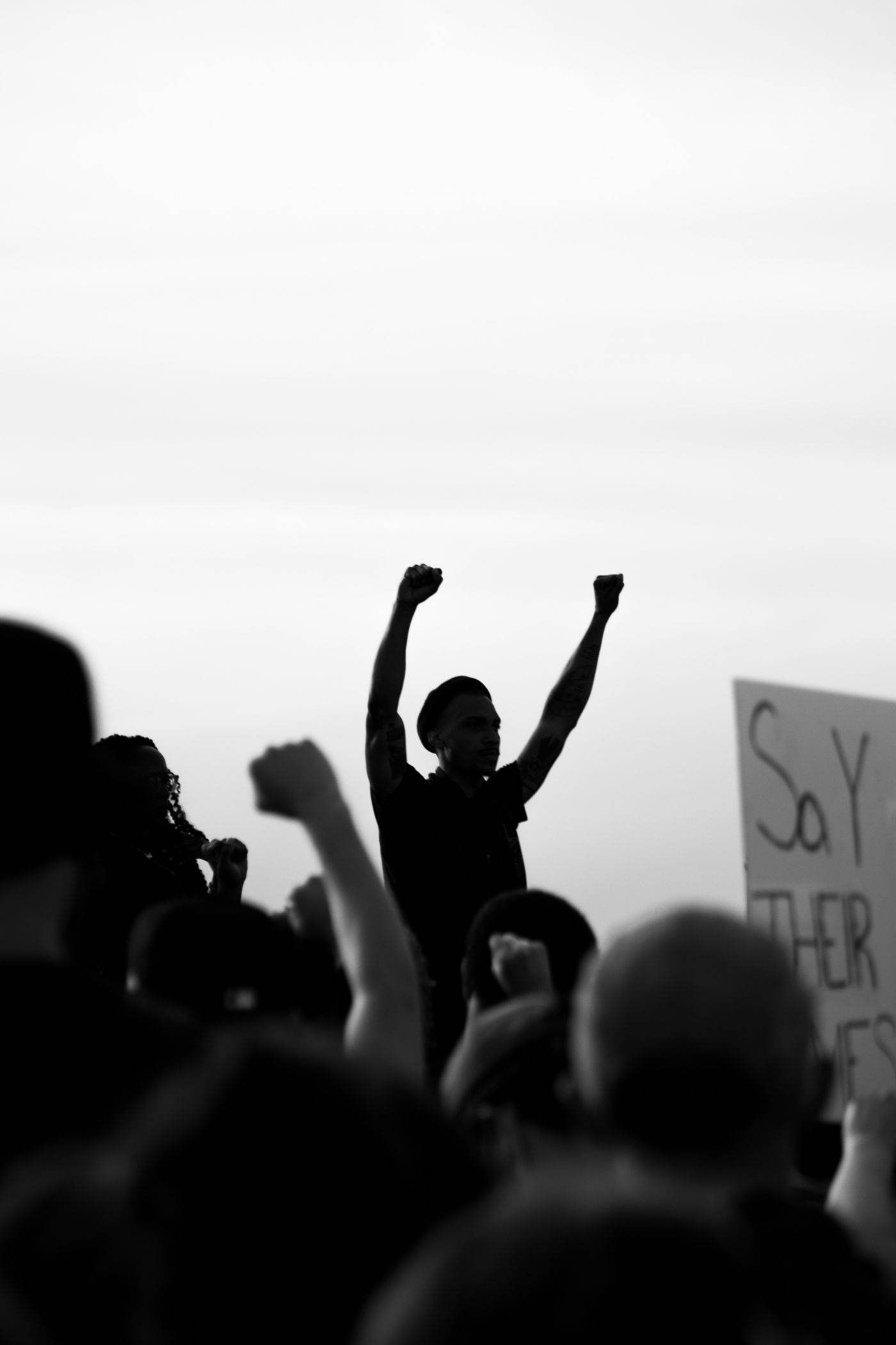 Mii de tunisieni au protestat în capitală împotriva președintelui Kais Saied