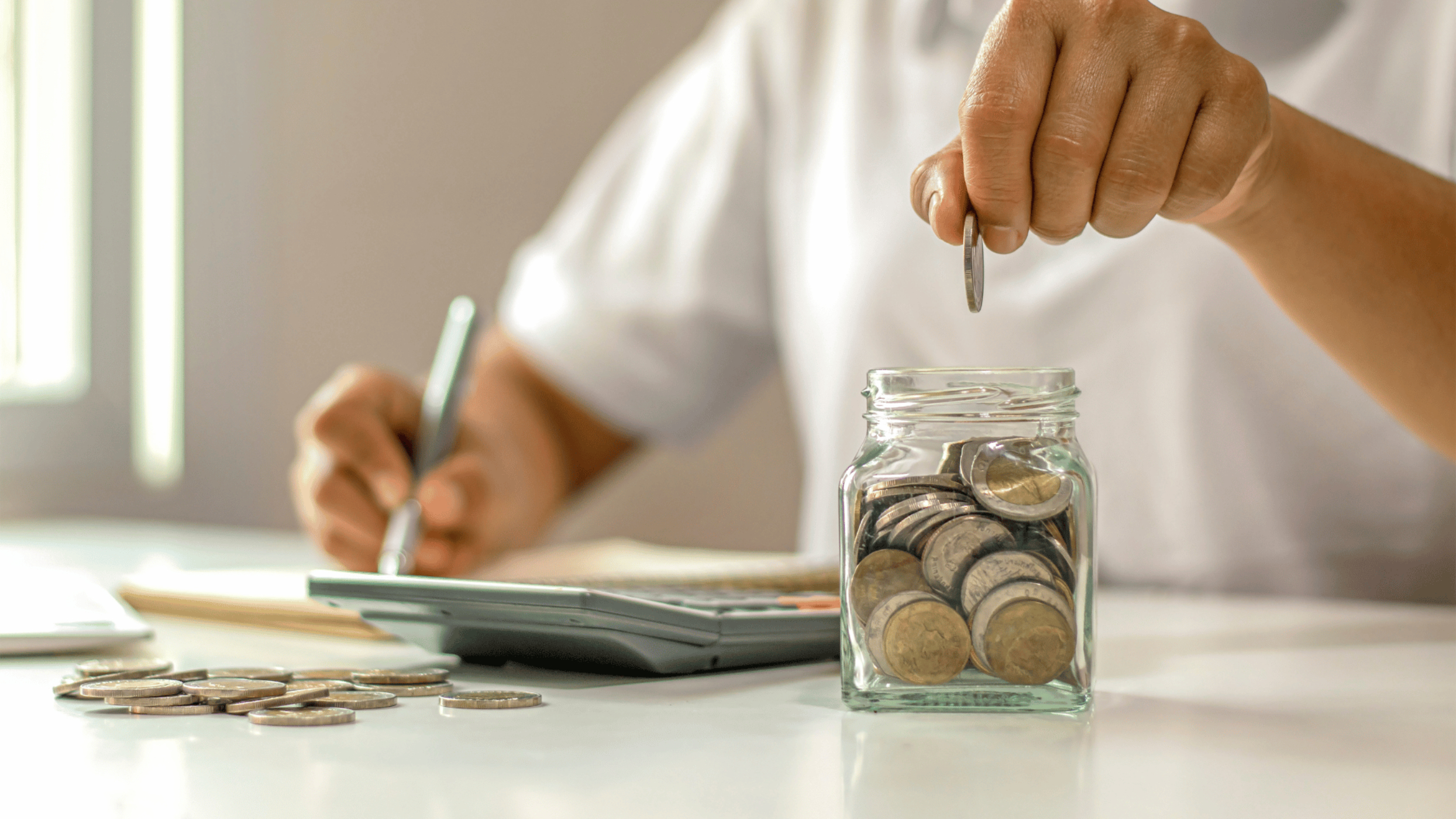Se pot deschide conturi de economii pentru pensie. Noua lege a Conturilor de Economii și de Investiții a fost publicată