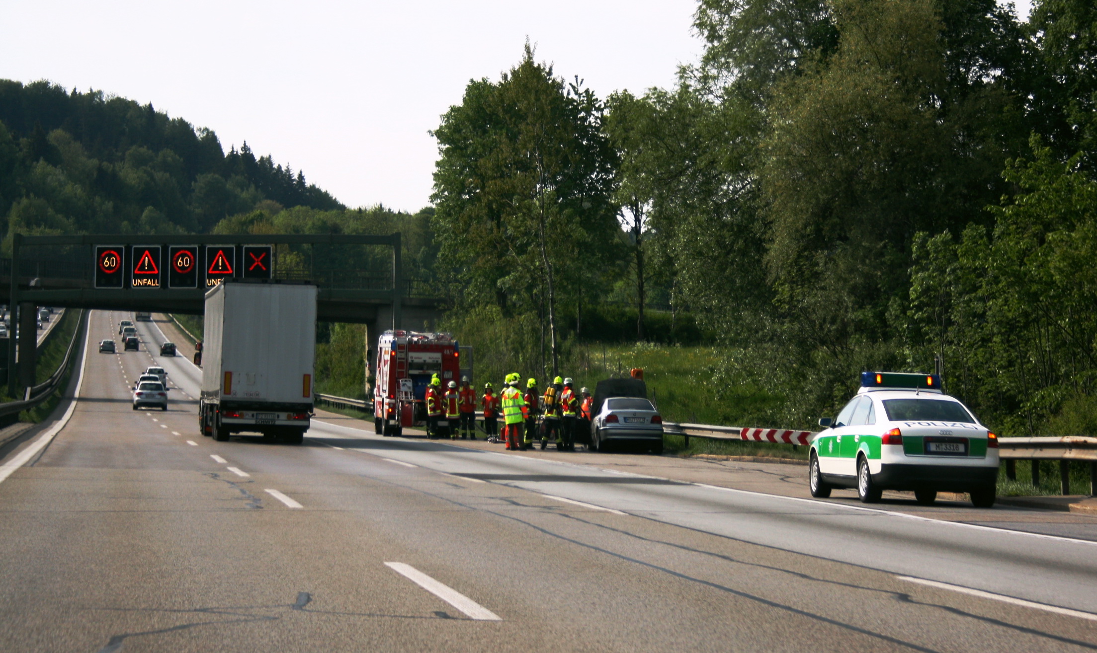 Accident grav pe DN22, la ieșirea din Lumina: nouă persoane au fost rănite