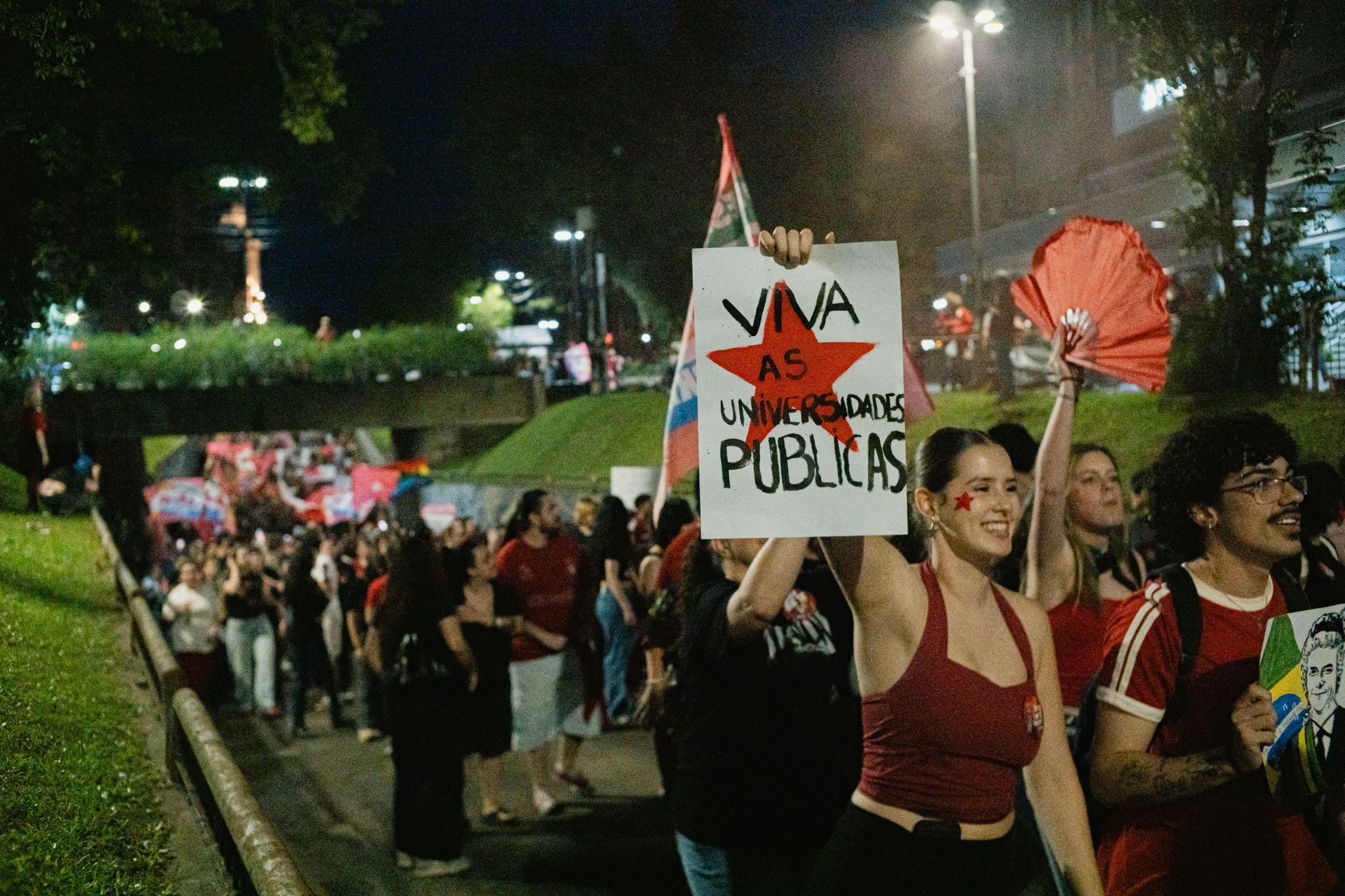 Mobilizare masivă în Europa: Elevii și studenții anunță greve și manifestații pentru 20 noiembrie