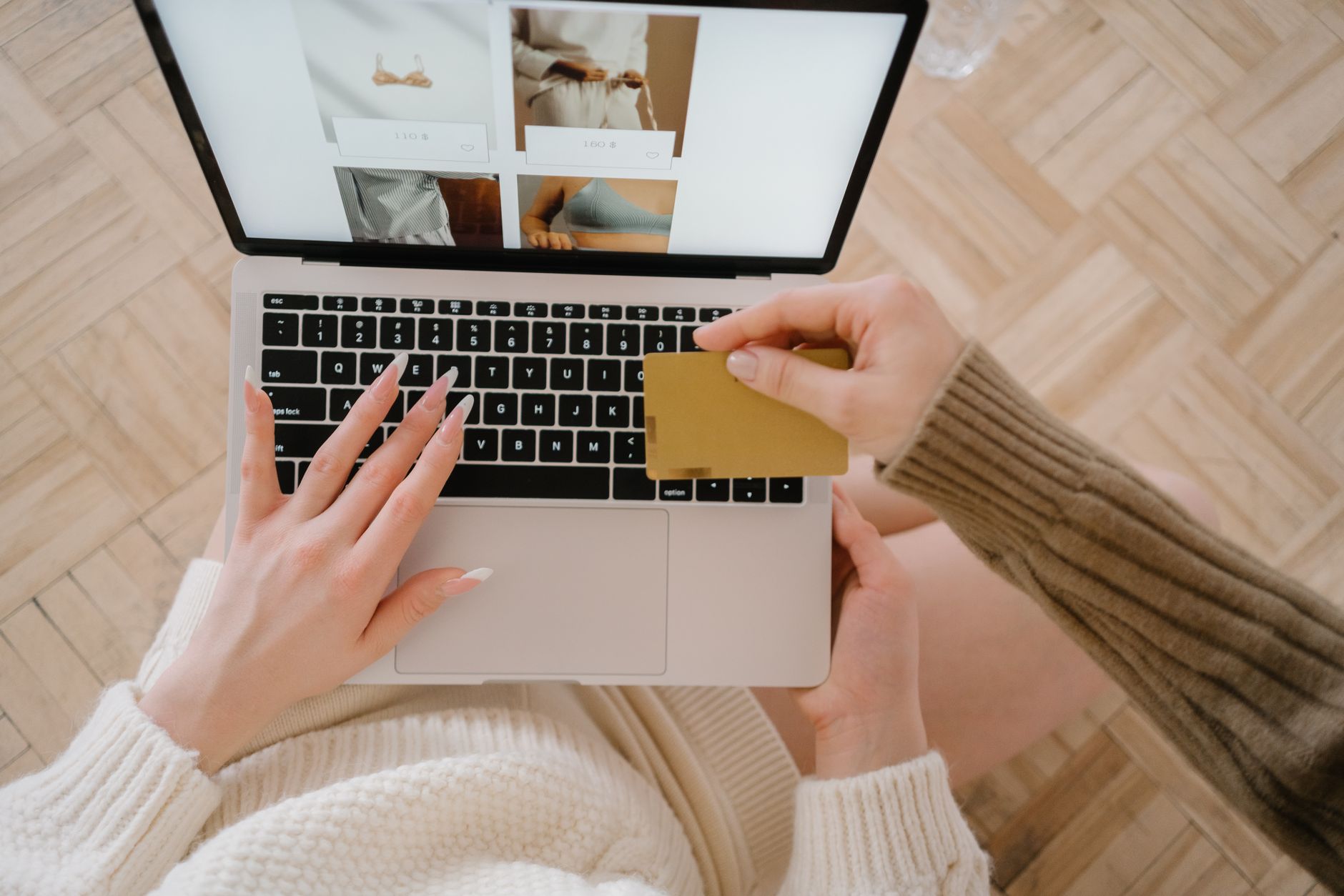Ghid Black Friday: cum să identifici ofertele reale și să eviți site-urile frauduloase