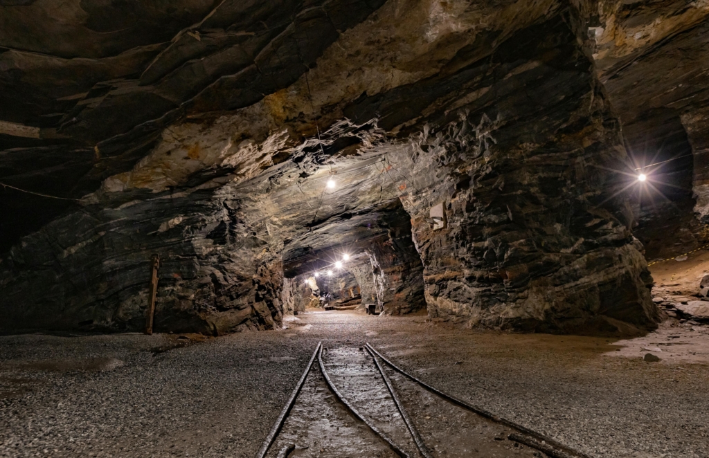 Minerii de la exploatarea Vulcan au refuzat să iasă din subteran din cauza diferențelor salariale