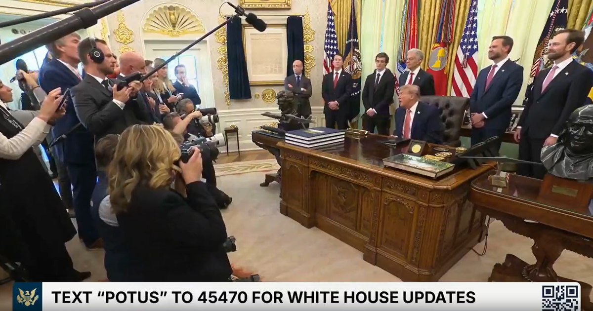 Scenă tensionată la Casa Albă: Donald Trump l-a atacat pe un jurnalist, întrebându-l dacă este bolnav