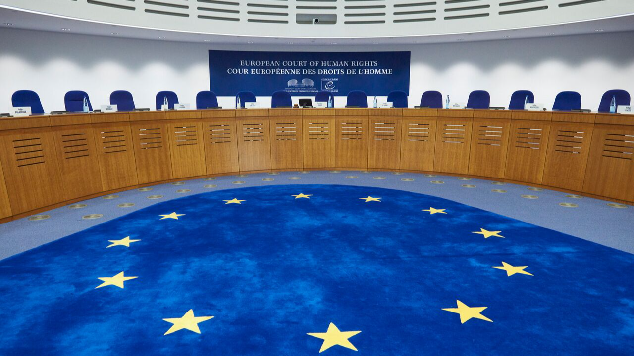 CEDO: Instanțele din Turcia nu au motivat suficient condamnarea lui Güray Gür pentru viol