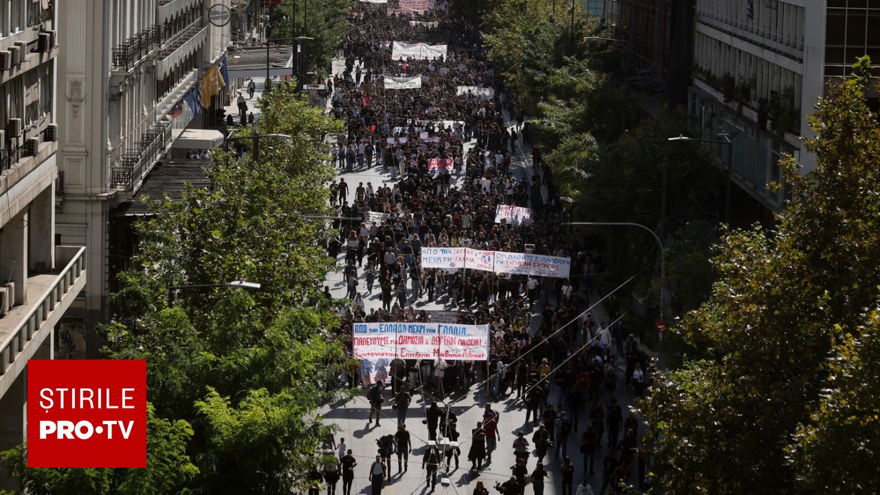 Proteste masive în Grecia: mii de elevi și profesori cer investiții în educație și salarii mai mari