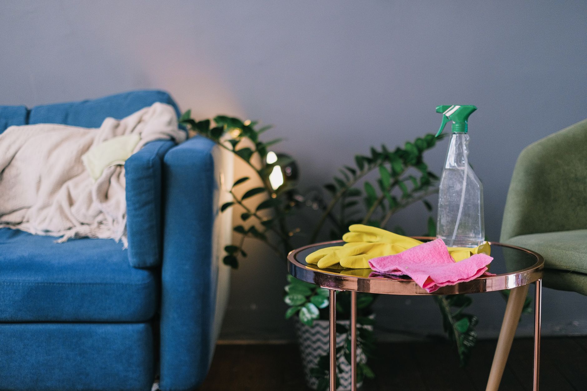 Airbnb schimbă regulile de închiriere: Gazdele nu mai pot impune anumite sarcini menajere oaspeților
