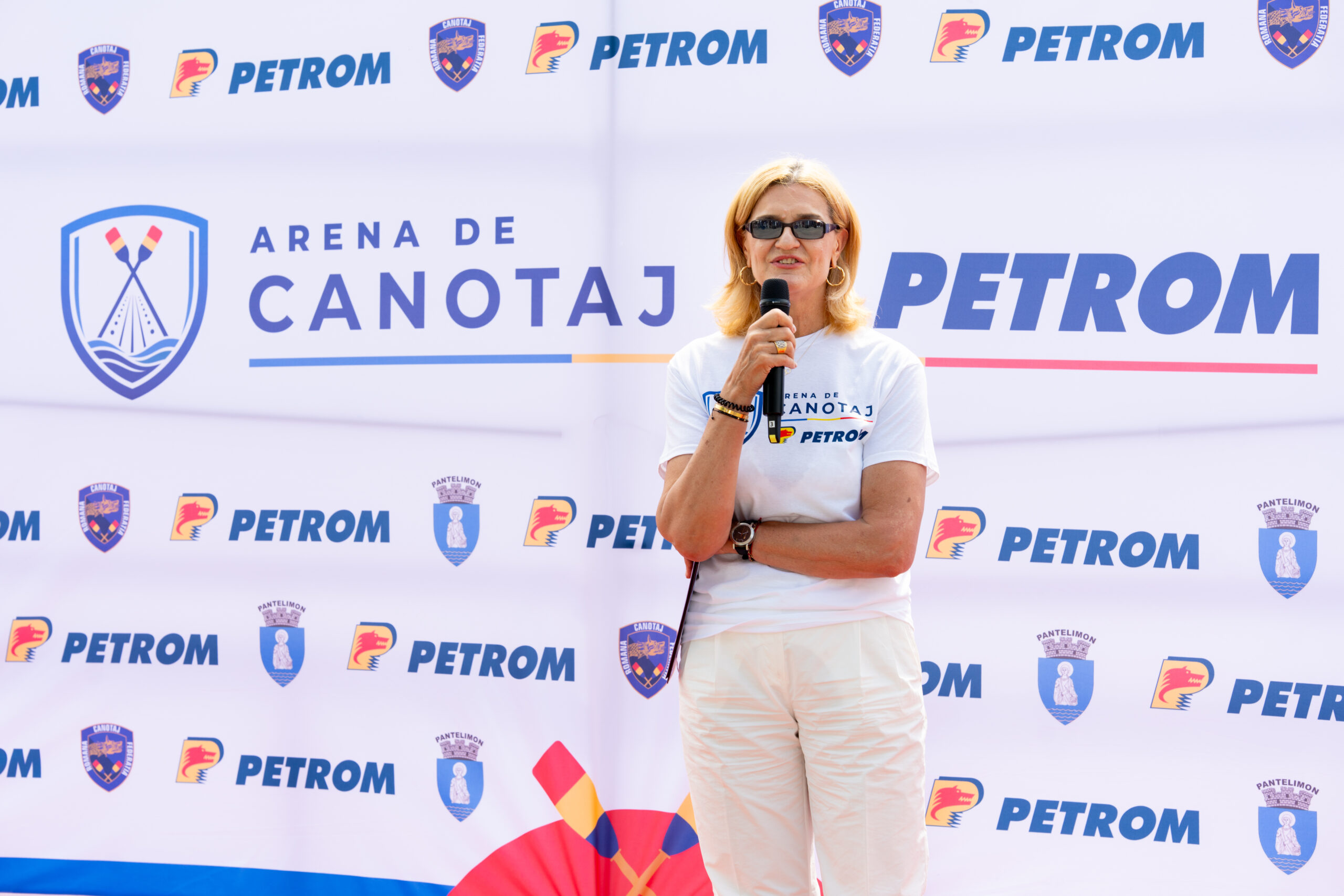 Elisabeta Lipă și funcționari din Federația de Canotaj, dați în judecată de COSR pentru recuperarea unor premii
