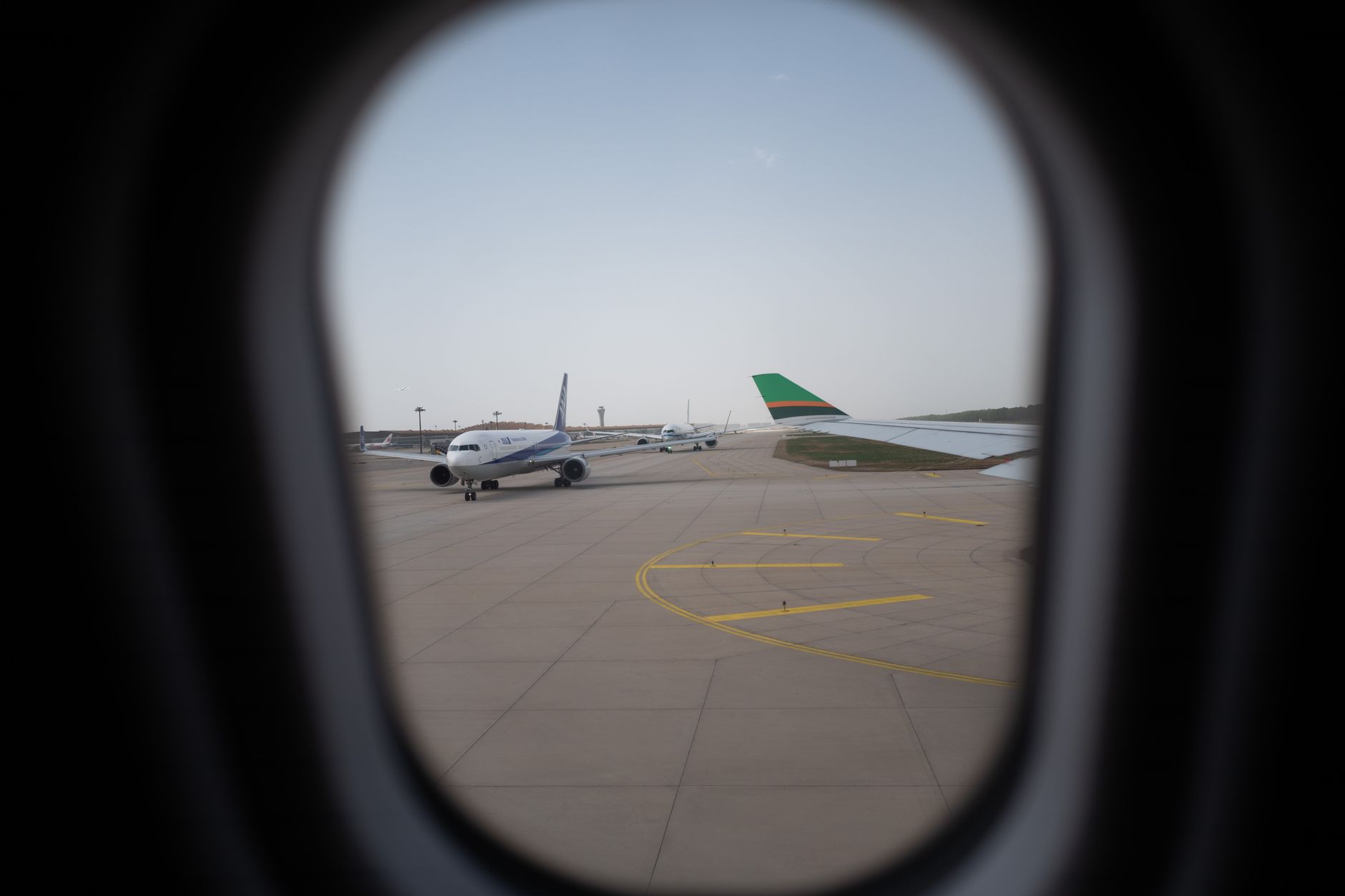 Compania Dan Air a depus cerere de intrare în insolvență din cauza unor datorii de 126 de milioane de lei