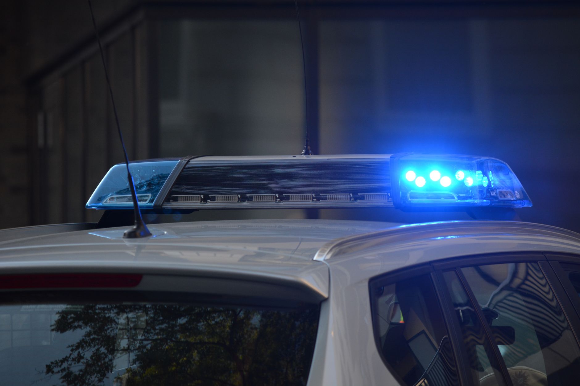 Restricții de circulație nocturnă în Paris după violențele și jafurile de la weekend