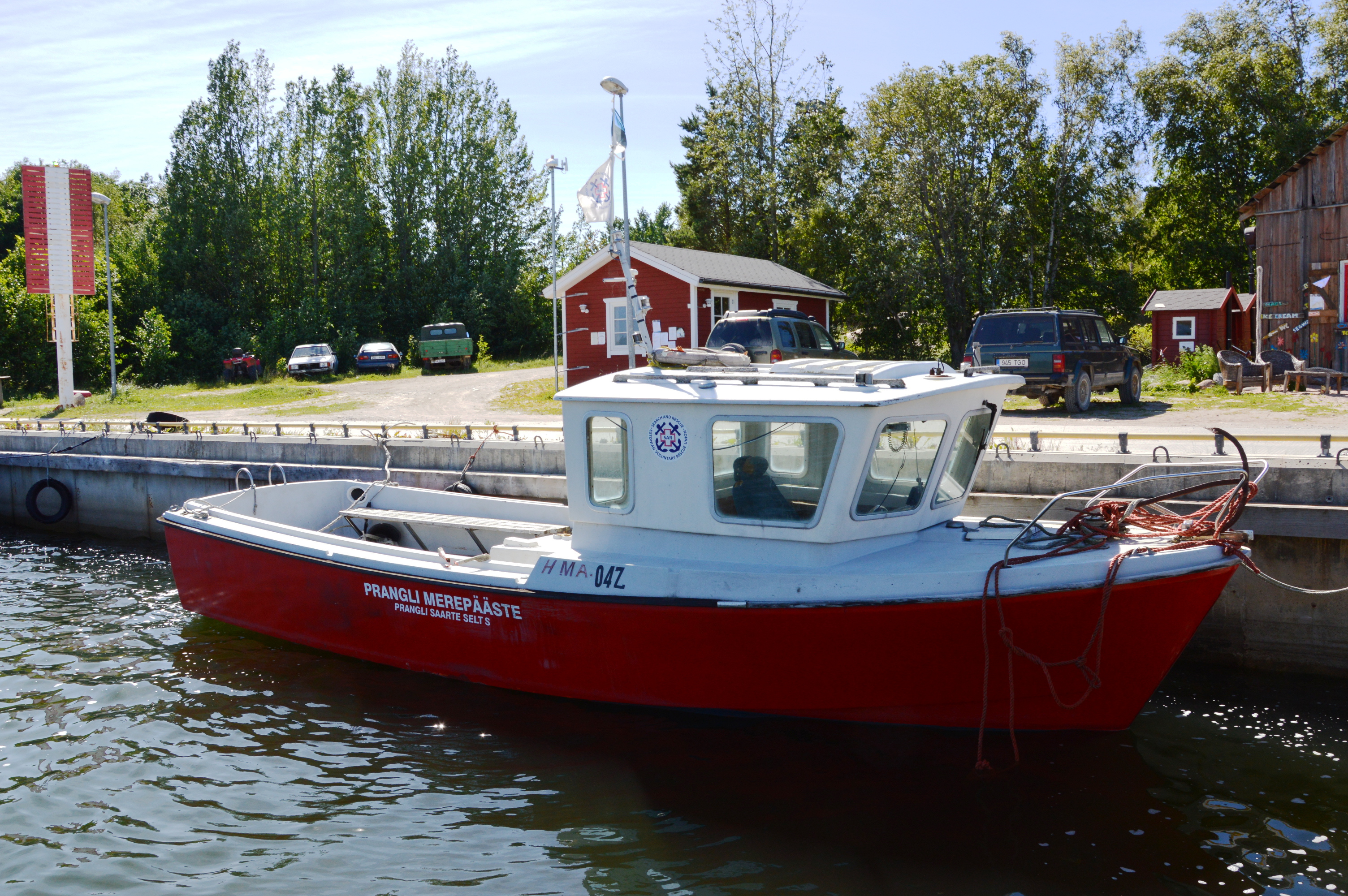 Cei nouă marinari salvați de pe nava scufundată în Marea Neagră au ajuns în siguranță în Constanța