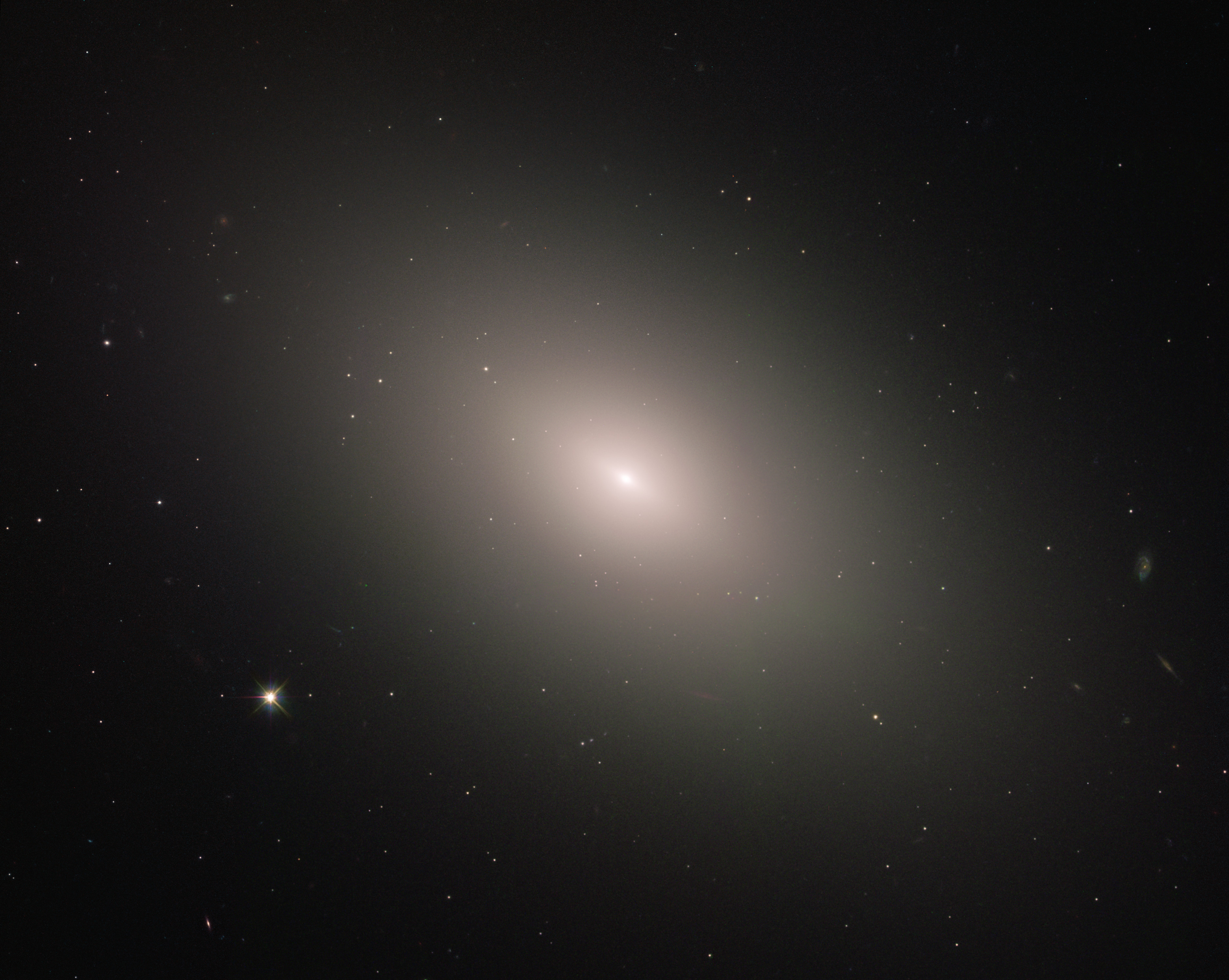 Mister în Calea Lactee: Astronomii investighează un semnal radio neobișnuit de la un obiect cosmic îndepărtat
