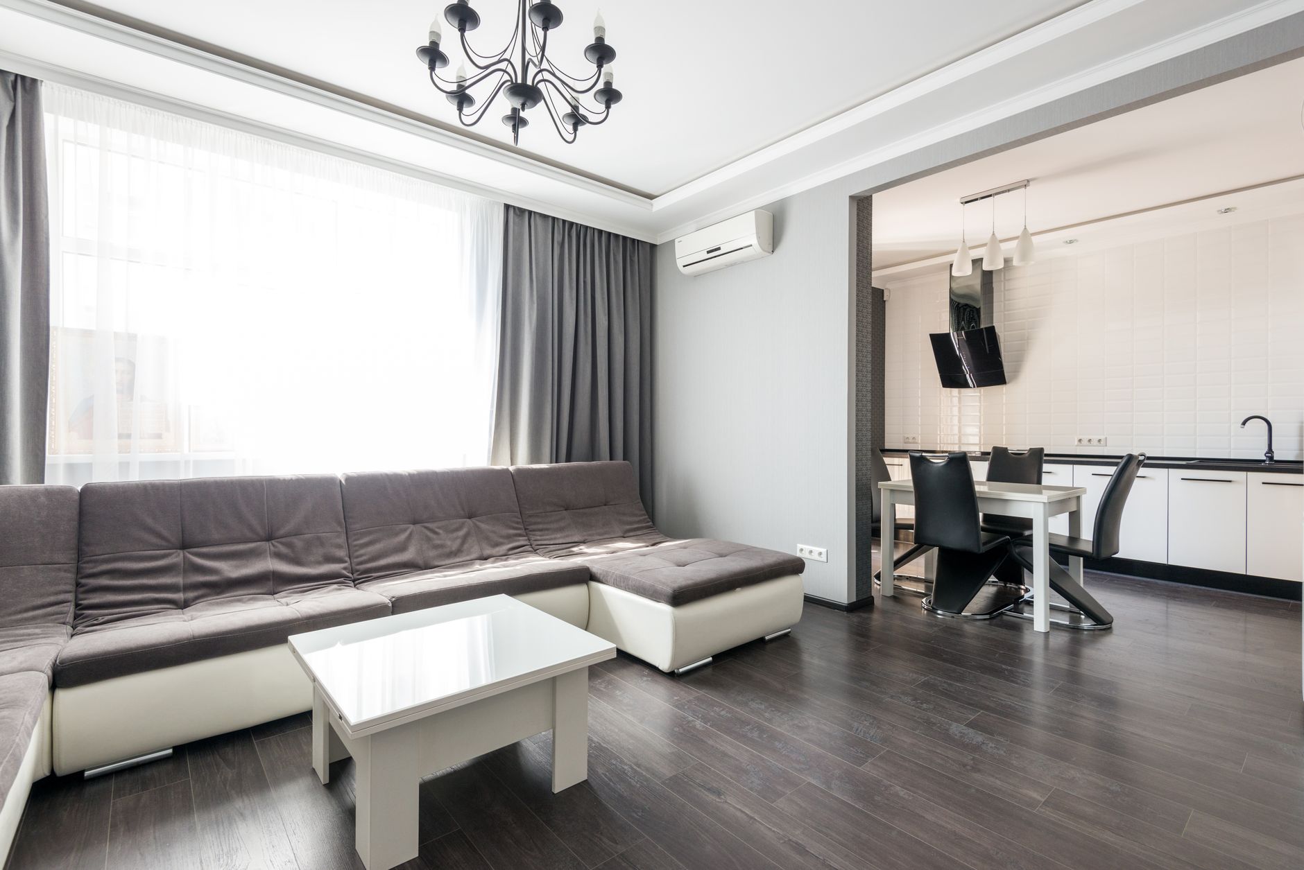Airbnb introduce noi reguli pentru oaspeți: ce sarcini nu mai pot cere gazdele