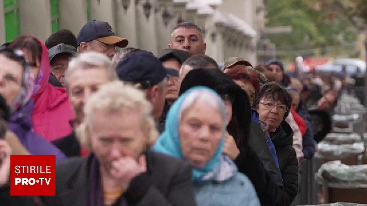 Mii de pelerini în București pentru procesiunea Calea Sfinților. Fluxul de credincioși va crește