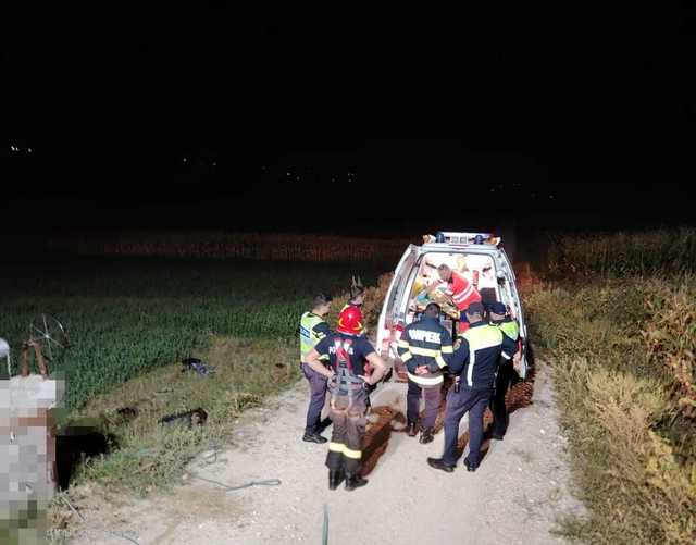Bărbat de 68 de ani salvat de la o adâncime de șase metri într-o fântână din Botoșani
