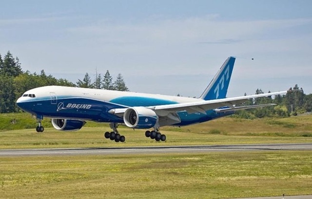 Boeing va putea vinde încă 35 de avioane cargo 777F datorită unei derogări acordate de FAA