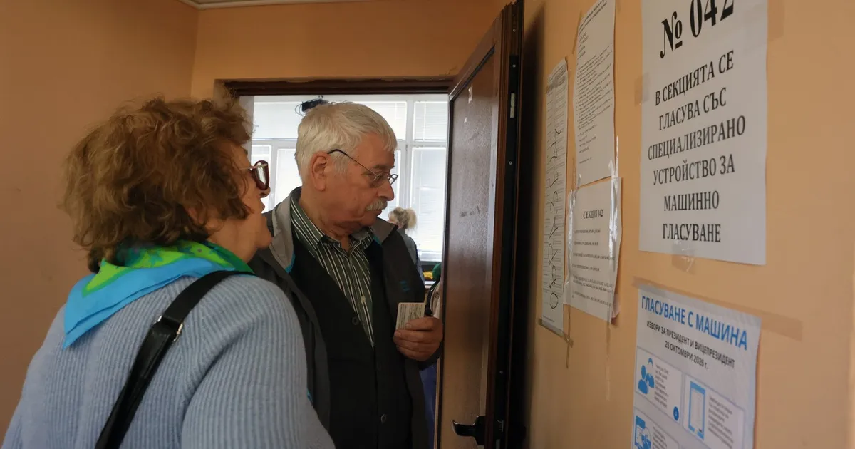 Alegeri prezidențiale în Bulgaria: Iliana Iotova este favorită în sondaje, în fața candidatului pro-occidental