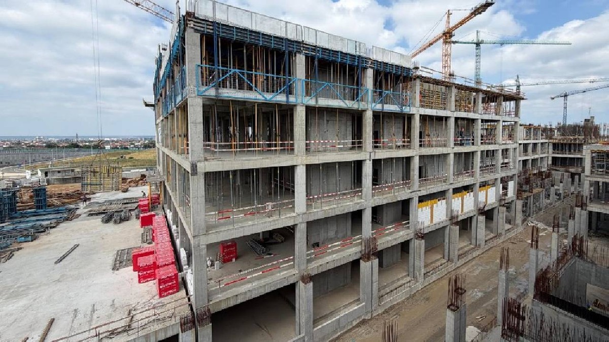 Spitalele regionale din Craiova, Iași și Cluj sunt amânate din nou. Termenele de finalizare sunt în 2029