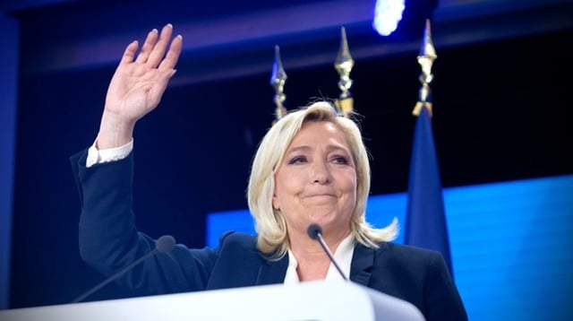 Marine Le Pen a lansat oficial campania prezidențială în Franța, pe fondul tulburărilor sociale