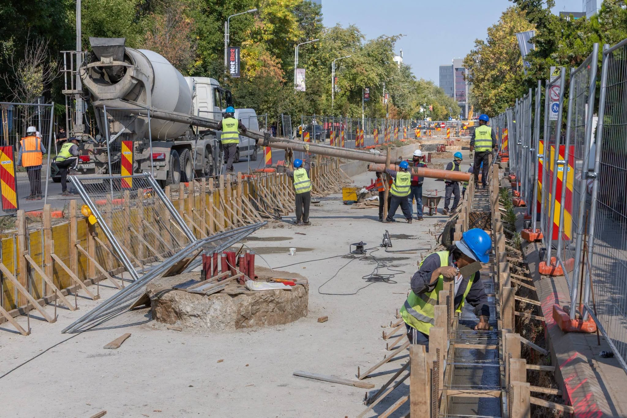 Stadiul lucrărilor de la Lotul 6 de tramvai din București: situația pe bulevardele Dimitrie Pompeiu și Lacul Tei
