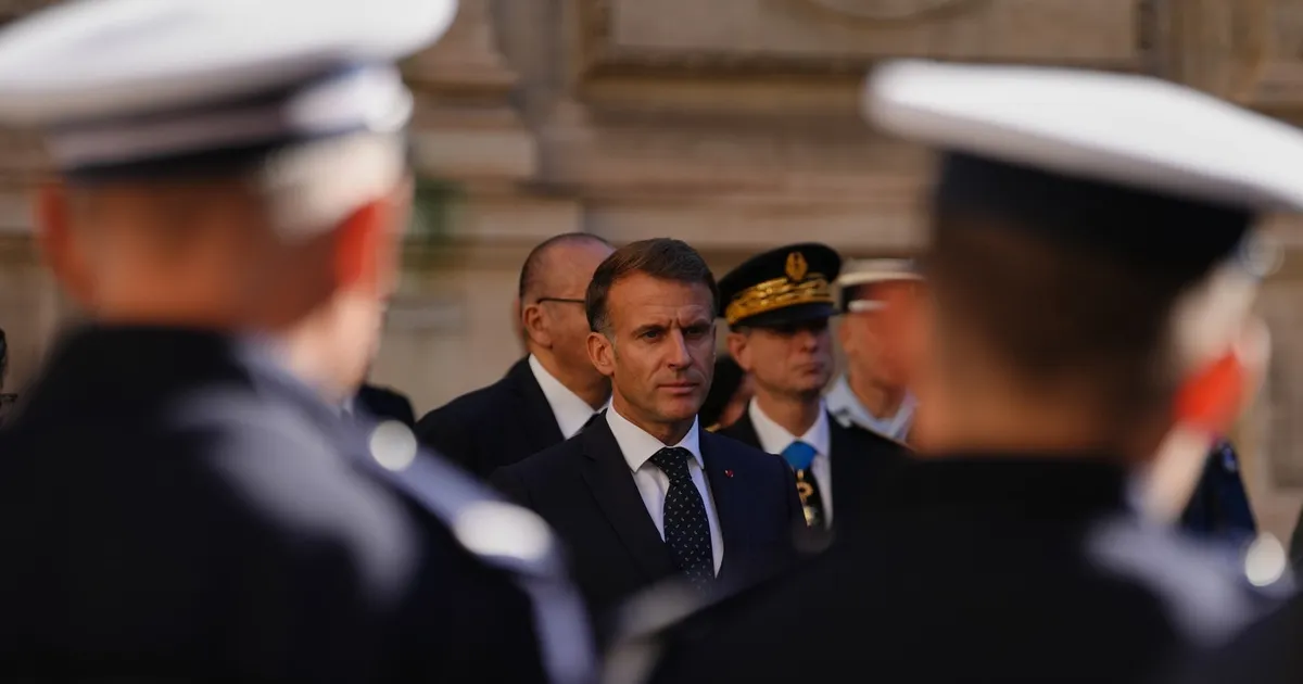 Emmanuel Macron solicită Guvernului Franței măsuri urgente pentru stoparea protestelor studențești