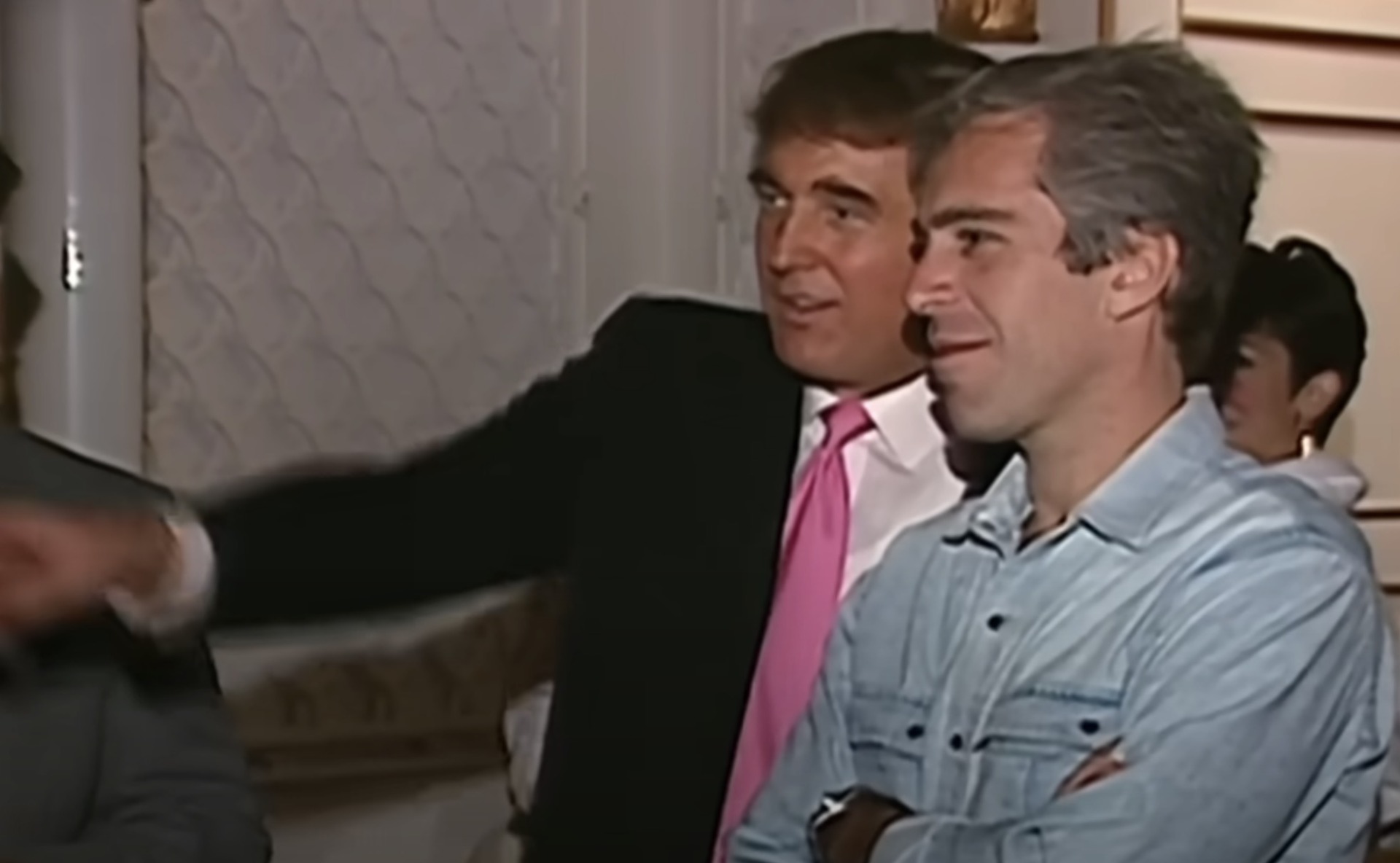 Democrații analizează o nouă acuzație de viol împotriva lui Trump în vederea unei destituiri
