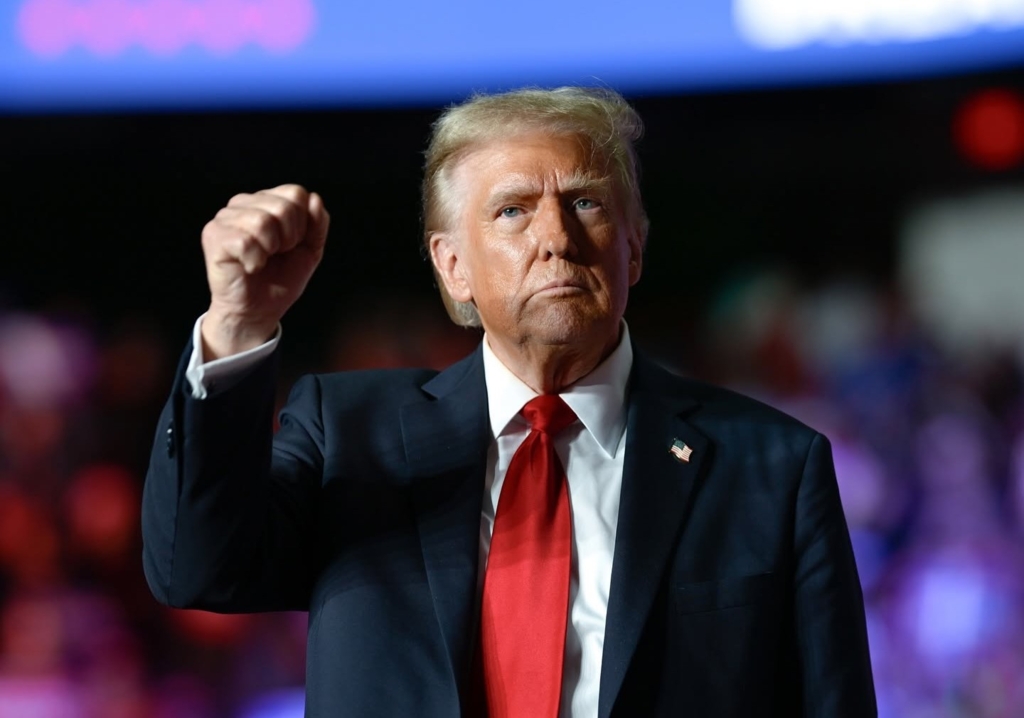 Donald Trump promite o recompensă de un milion de dolari pentru sesizarea fraudelor electorale