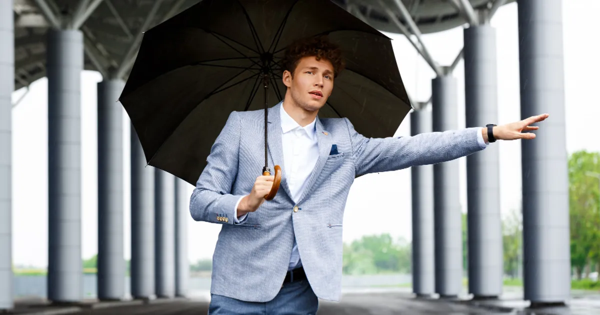 Avertizări meteo pentru București și sudul țării: vin ploi torențiale și vânt puternic