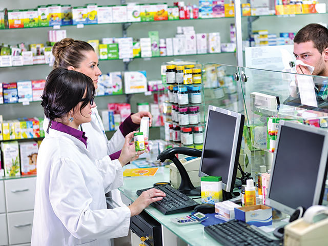Diferențe mari în accesul la vaccinare: în Franța 95% dintre farmacii oferă acest serviciu, în România sub 5%