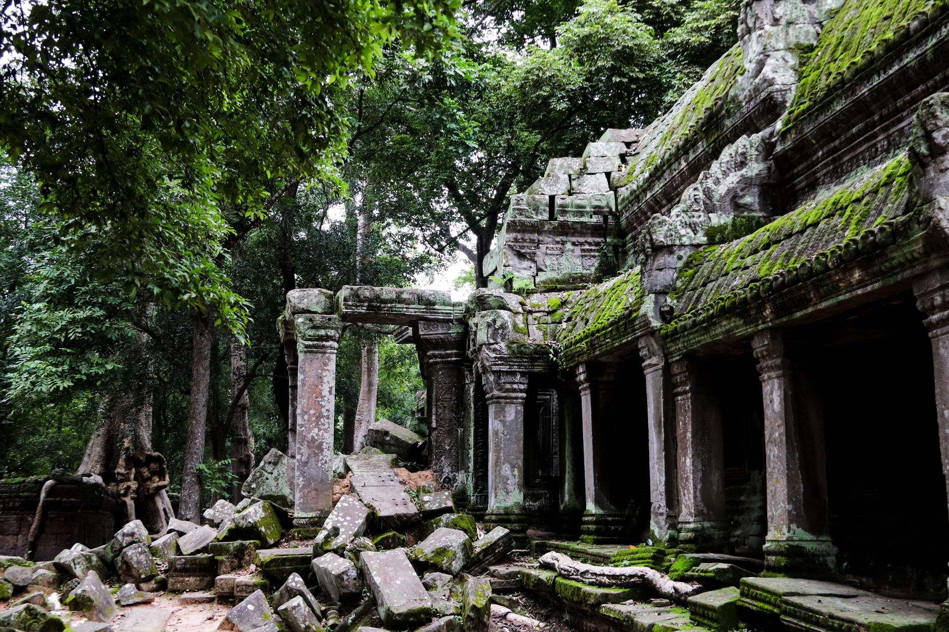 Explorarea naturii și a istoriei în Thailanda: de la piețele plutitoare la parcurile istorice