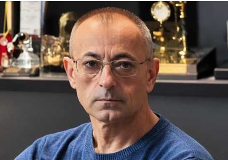 A murit Răsvan Apostolescu, comentatorul de fotbal care a marcat o generație de la Radio România Actualități