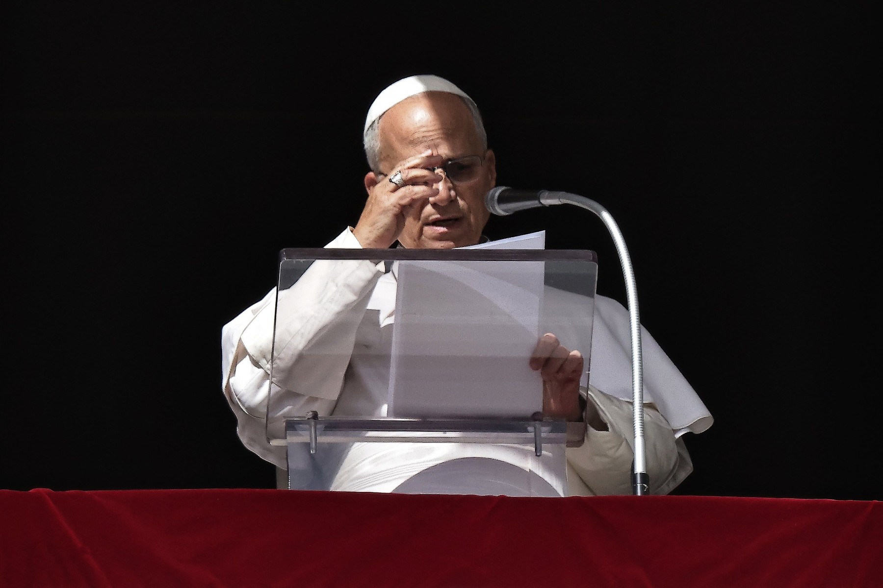 Diagnosticul de cancer al Papei Leon schimbă percepția asupra papalității, conform Vaticanului