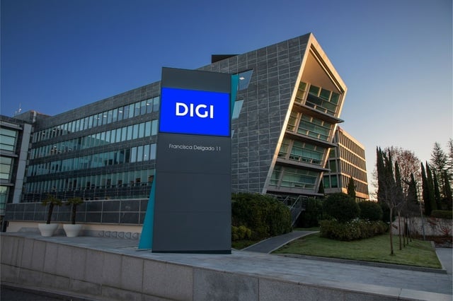 Digi Spain introduce taxe suplimentare pentru echipamente, în ciuda poziției de lider pe piața de portabilitate