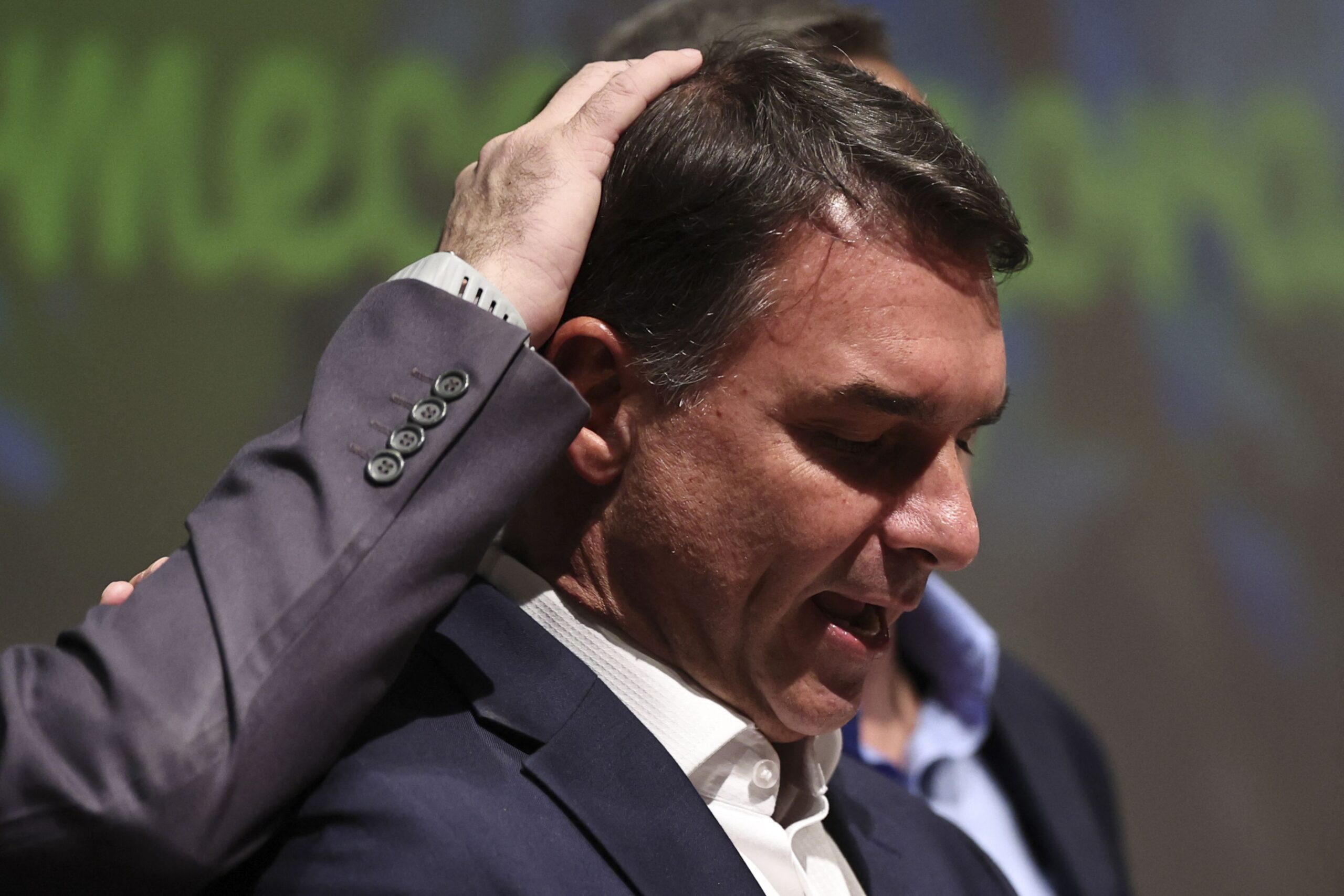 Flávio Bolsonaro a plecat în Statele Unite după înfrângerea la alegerile din Brazilia