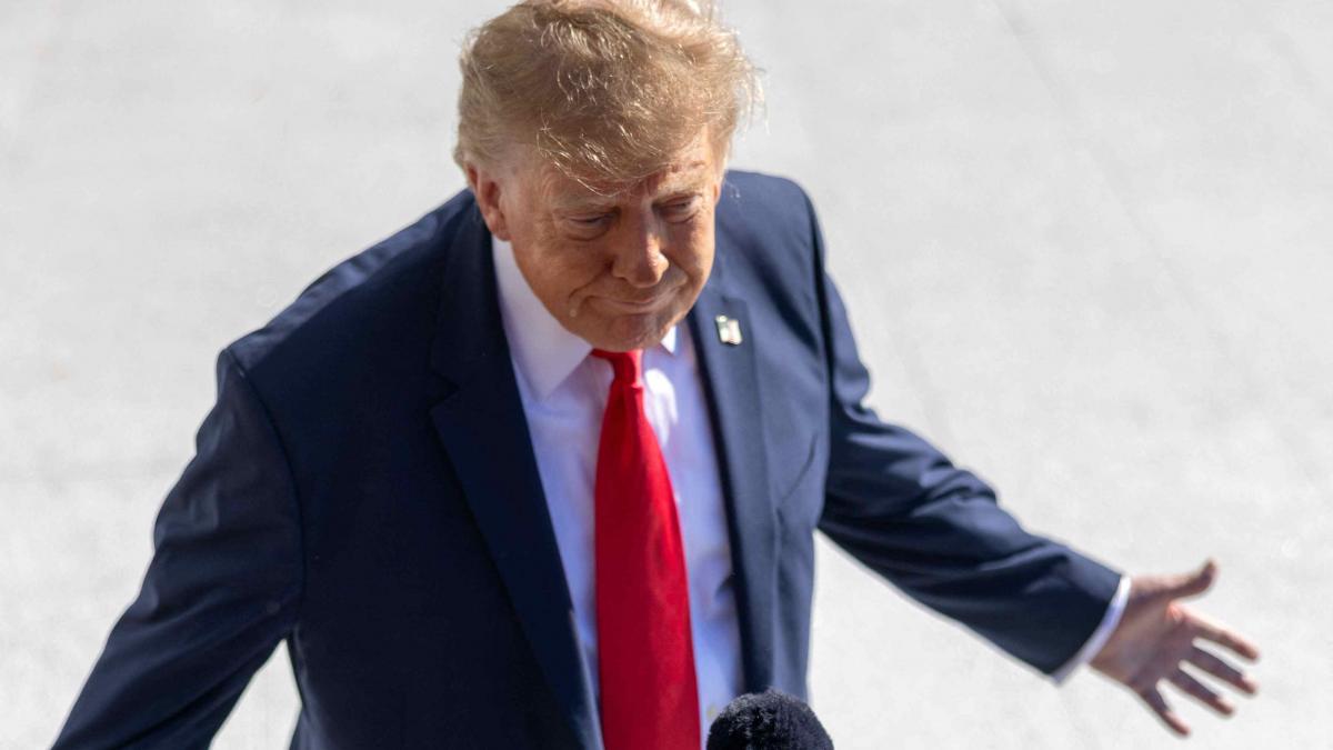 Donald Trump lansează un apel disperat către susținători înainte de alegerile de la jumătatea mandatului
